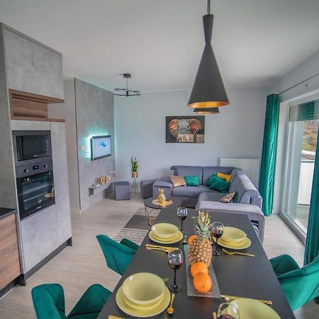 Apartament W Cieplicach Deluxe 옐레니아구라 외부 사진