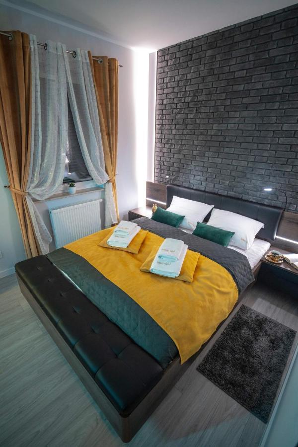 Apartament W Cieplicach Deluxe 옐레니아구라 외부 사진